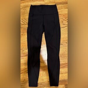 Lululemon no longer sold ribbed leggings!